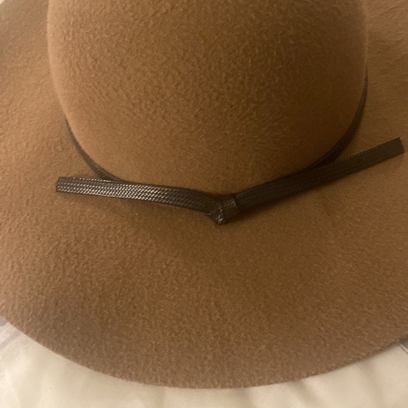 FOUR BUTTONS Suede Hat - SAN DIEGO HAT COMPANY - Picture 5 of 6